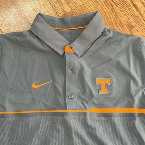 Tennessee Volunteers Nike Polo Shirt. Size S. New With Tags. Tennessee Vols. - Picture 6 of 12